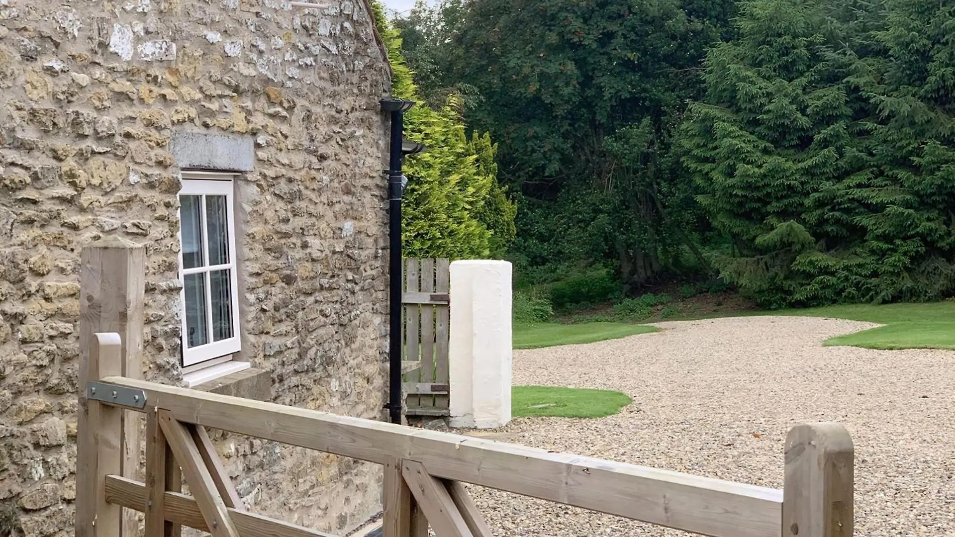 Holiday home Wheatsheaf Cottage - 80021 Sawdon United Kingdom